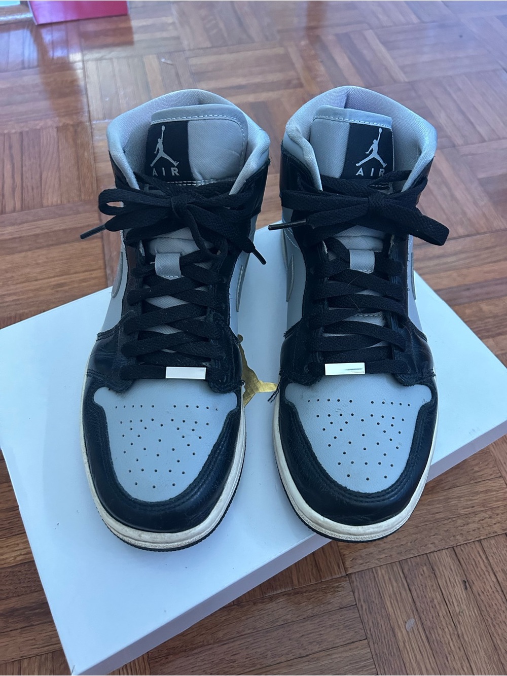 Air Jordan 1 Low - Metallic Silver & Black womens Sneakers - Picture 4 of 12